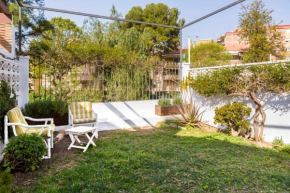 Casa Jardín - residential area -free parking outdoor- Málaga Este